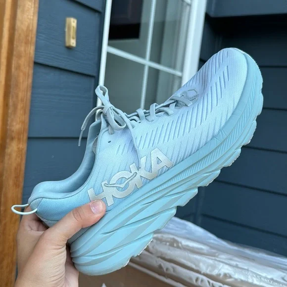 Hokas Rincon 3 Running Shoe in Ice Flow /Cloud Blue